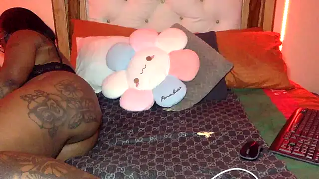 creamyamber online show from 03-20-26, 01:21