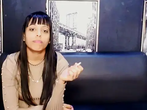 EroticIndianxo online show from 05-11-26, 07:36