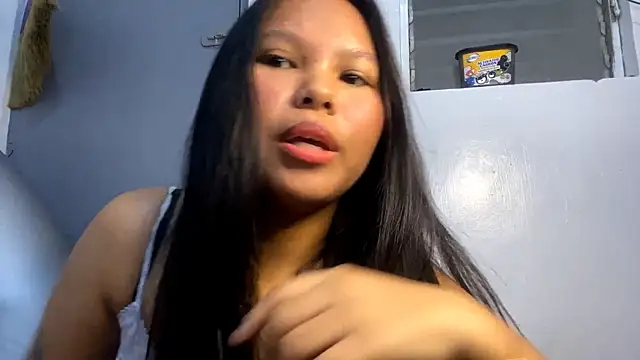 Snapshot of cherrynovax chatting on 06-17-26, 02:25 cherrynovax online show from 06-17-26, 02:25