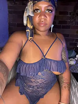 angelbby  online show from 06-10-26, 05:18