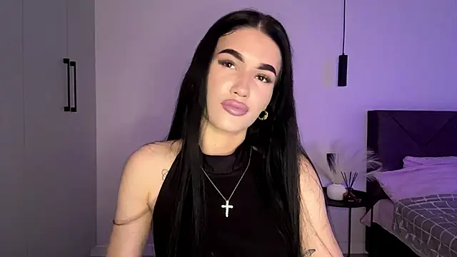 Snapshot of KarieEgge chatting on 06-02-26, 03:03 KarieEgge online show from 06-02-26, 03:03