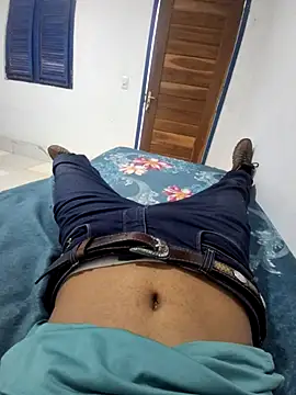 Snapshot of enrique_safado chatting on 05-14-26, 01:40 enrique safado online show from 05-14-26, 01:40