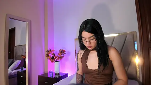 VenusStonee online show from 05-13-26, 11:40