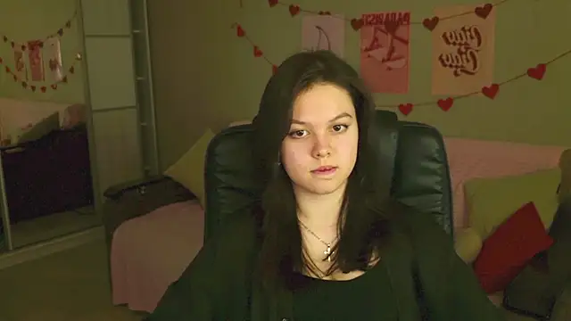 Snapshot of DelarySong chatting on 05-16-26, 07:01 DelarySong online show from 05-16-26, 07:01