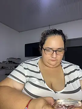 Snapshot of marianacooper1234 chatting on 05-22-26, 10:15 marianacooper1234 online show from 05-22-26, 10:15