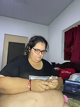 Snapshot of marianacooper1234 chatting on 05-23-26, 06:56 marianacooper1234 online show from 05-23-26, 06:56