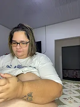 Snapshot of marianacooper1234 chatting on 06-11-26, 12:36 marianacooper1234 online show from 06-11-26, 12:36