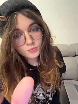 cutypiefull online show from 05-16-26, 12:29
