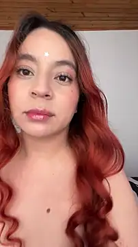 Snapshot of julieta_velvet chatting on 05-16-26, 01:21 julieta velvet online show from 05-16-26, 01:21