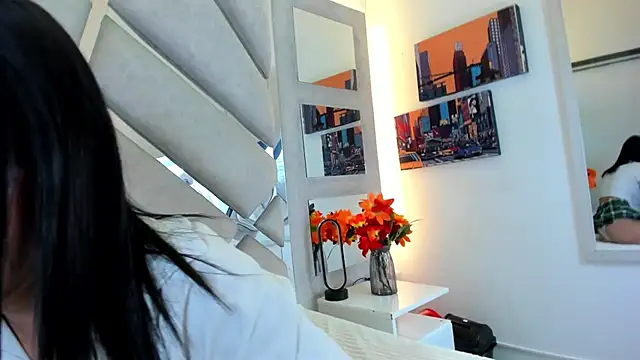 Snapshot of haileypetite chatting on 07-11-26, 03:48 haileypetite online show from 07-11-26, 03:48