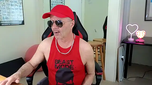 hotdadbod online show from 01-30-25, 09:25