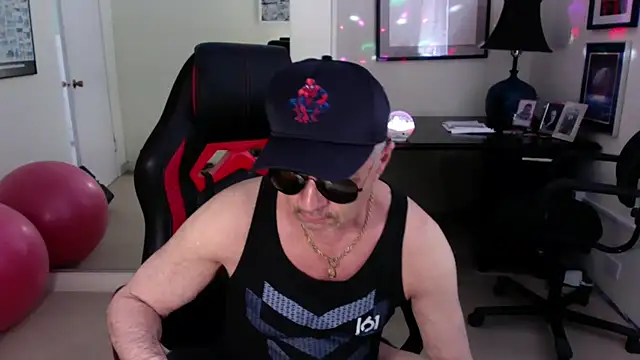 hotdadbod online show from 03-18-25, 08:37