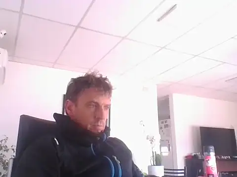 Snapshot of sebasevi chatting on 05-19-26, 02:12 sebasevi online show from 05-19-26, 02:12