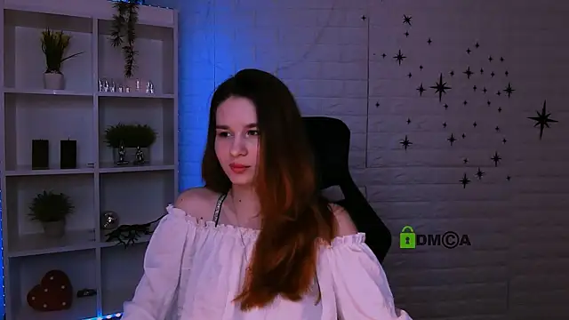 angie foxy1 online show from 06-20-26, 07:16