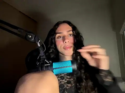 Snapshot of marquezaaa chatting on 05-26-26, 01:45 marquezaaa online show from 05-26-26, 01:45