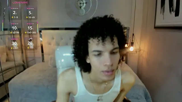 Snapshot of felix_haze chatting on 06-15-26, 05:59 felix haze online show from 06-15-26, 05:59
