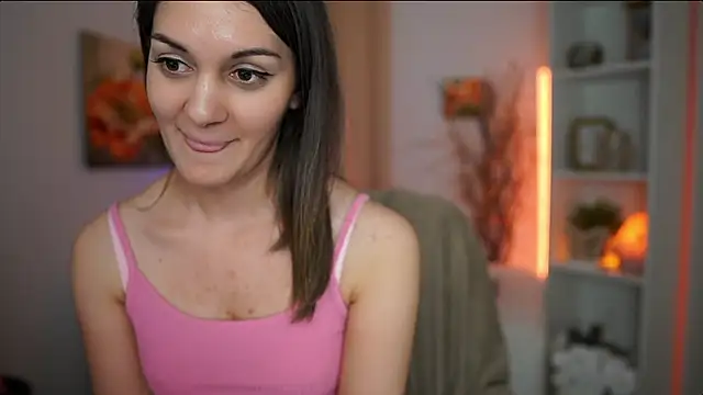 Snapshot of Clara_MoonX chatting on 05-16-26, 10:36 Clara MoonX online show from 05-16-26, 10:36