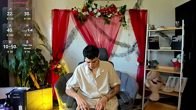 Diamondss 1 online show from 06-19-26, 12:53