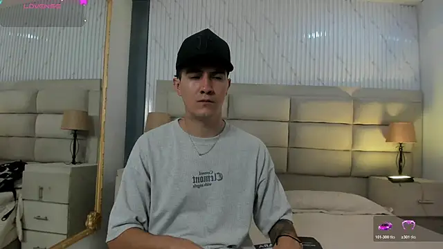 Diamondss 1 online show from 06-25-26, 08:35