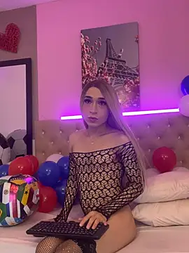 Snapshot of AlissonRose3 chatting on 06-27-26, 07:08 AlissonRose3 online show from 06-27-26, 07:08