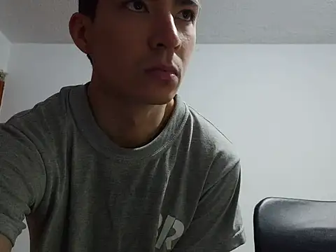 Snapshot of Dan_Hottie chatting on 06-01-26, 07:26 Dan Hottie online show from 06-01-26, 07:26