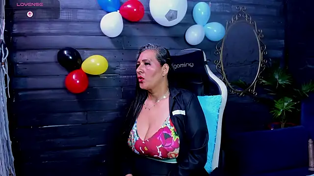 Snapshot of Victoria_kyler chatting on 07-02-26, 03:29 Victoria kyler online show from 07-02-26, 03:29