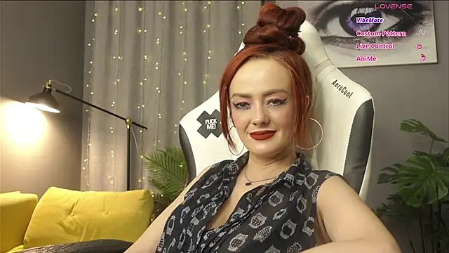 Megany online show from 11-11-25, 01:49