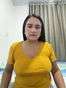Snapshot of rousee69_ chatting on 06-26-26, 11:53 rousee69 online show from 06-26-26, 11:53