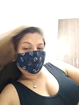 hot kiran2000 online show from 05-23-26, 06:45
