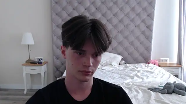 Snapshot of arthur___king chatting on 05-25-26, 02:12 arthur king online show from 05-25-26, 02:12