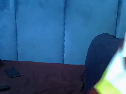 Snapshot of Queenleahx chatting on 05-20-26, 05:57 Queenleahx online show from 05-20-26, 05:57