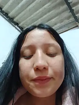 Snapshot of mileidy0106 chatting on 07-05-26, 01:45 mileidy0106 online show from 07-05-26, 01:45