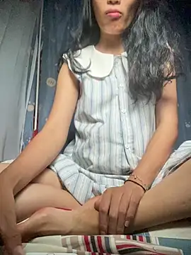 Snapshot of -Lan2k- chatting on 06-14-26, 01:14 -Lan2k- online show from 06-14-26, 01:14