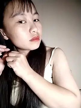 Snapshot of Cherry-squirtt chatting on 06-18-26, 03:27 Cherry-squirtt online show from 06-18-26, 03:27