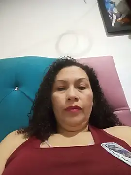Snapshot of paulett15 chatting on 07-05-26, 04:14 paulett15 online show from 07-05-26, 04:14