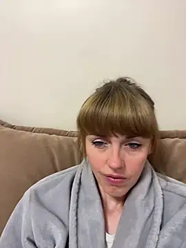 Snapshot of Kamilochka29511 chatting on 05-28-26, 05:27 Kamilochka29511 online show from 05-28-26, 05:27