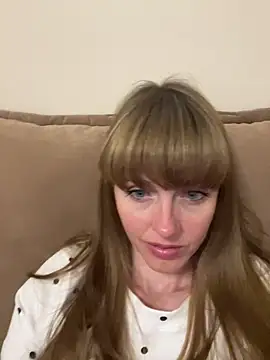 Snapshot of Kamilochka29511 chatting on 06-08-26, 06:30 Kamilochka29511 online show from 06-08-26, 06:30