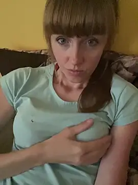 Snapshot of Kamilochka29511 chatting on 06-27-26, 02:34 Kamilochka29511 online show from 06-27-26, 02:34