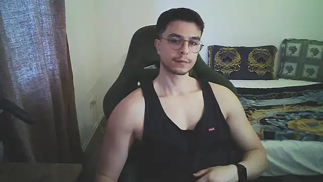 Snapshot of Jamcko24 chatting on 05-18-26, 04:35 Jamcko24 online show from 05-18-26, 04:35