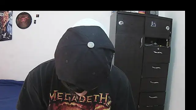 Snapshot of Fenix_hardcock chatting on 06-25-26, 05:06 Fenix hardcock online show from 06-25-26, 05:06