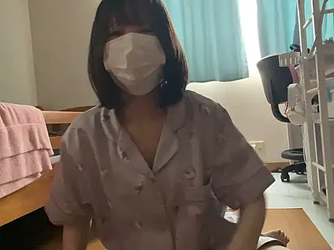 Snapshot of miniminimo_o chatting on 06-07-26, 11:08 miniminimo o online show from 06-07-26, 11:08