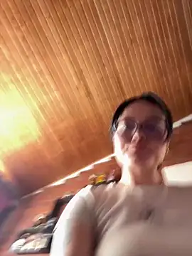Snapshot of Tina_Phone chatting on 05-14-26, 04:58 Tina Phone online show from 05-14-26, 04:58