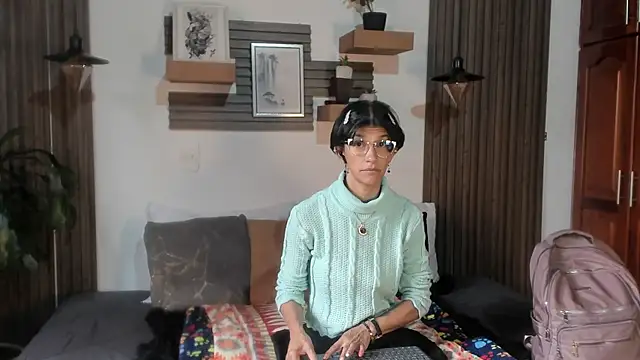 Snapshot of Evaa_campbell chatting on 06-05-26, 12:55 Evaa campbell online show from 06-05-26, 12:55