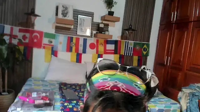 Snapshot of Evaa_campbell chatting on 06-17-26, 12:18 Evaa campbell online show from 06-17-26, 12:18