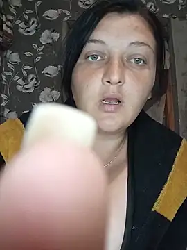 Snapshot of Angelina9612 chatting on 06-03-26, 06:57 Angelina9612 online show from 06-03-26, 06:57