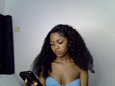 Snapshot of Afriona chatting on 05-14-26, 09:54 Afriona online show from 05-14-26, 09:54
