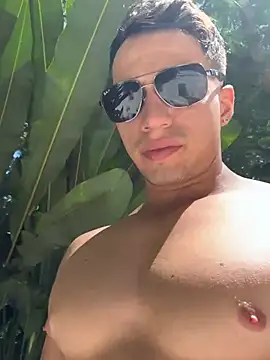 Snapshot of Jamess_White chatting on 06-24-26, 03:55 Jamess White online show from 06-24-26, 03:55
