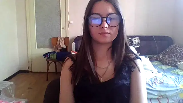 Snapshot of Bellochka201 chatting on 06-18-26, 09:14 Bellochka201 online show from 06-18-26, 09:14