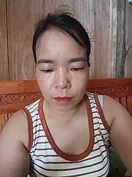 Snapshot of Baby_hott chatting on 06-14-26, 03:08 Baby hott online show from 06-14-26, 03:08