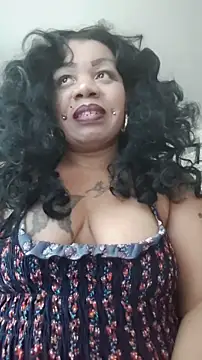 Snapshot of NailGoddessnow chatting on 05-15-26, 12:17 NailGoddessnow online show from 05-15-26, 12:17
